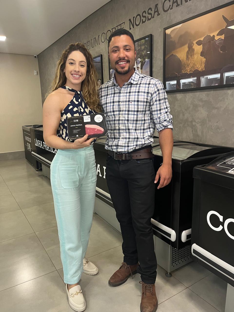 Antonio com cliente 03