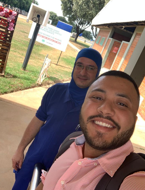 Antonio com cliente 17