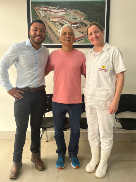 Antonio com cliente 21