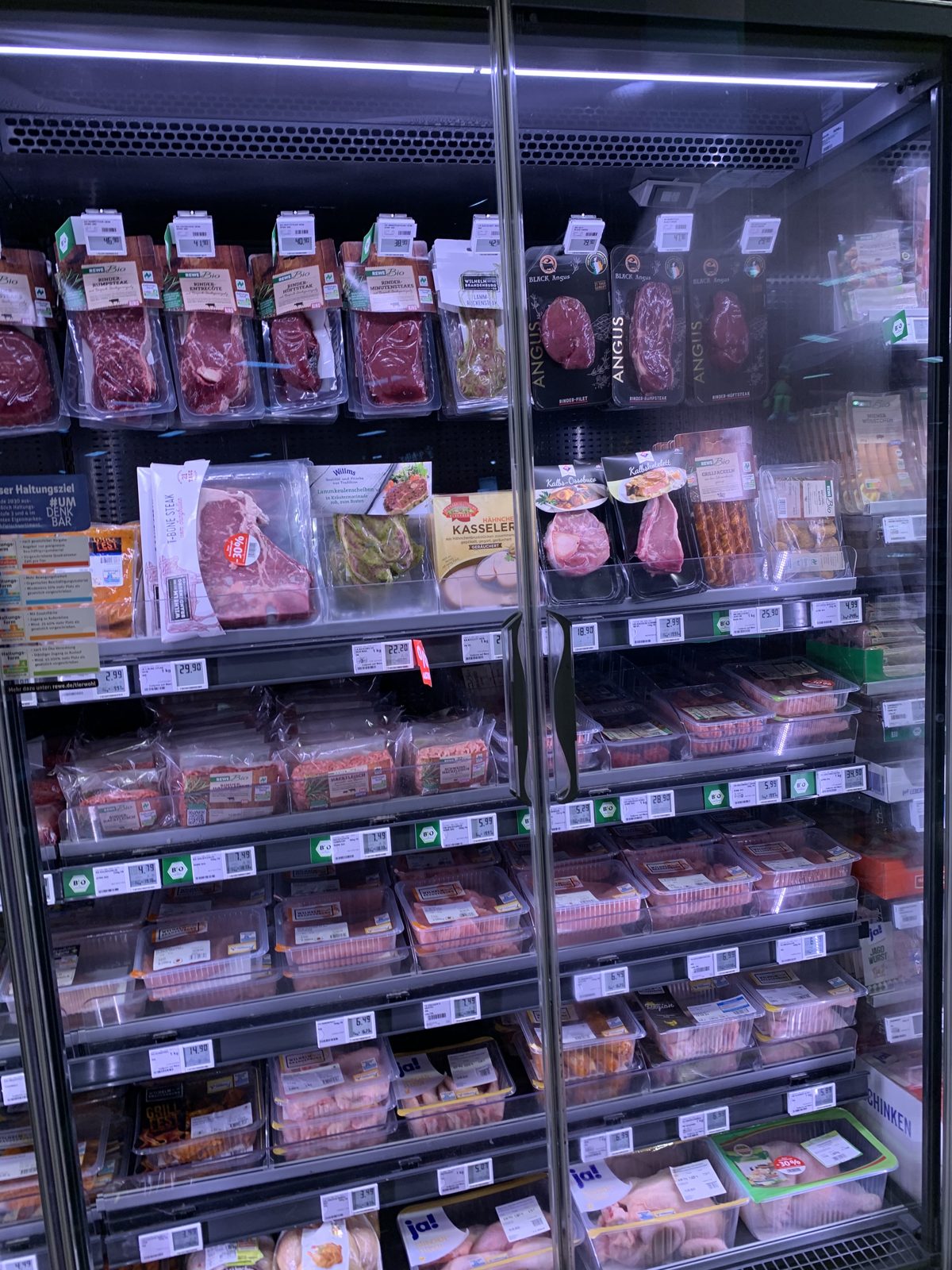 Linha Angus em gôndola vertical